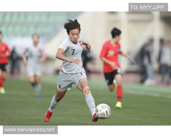 台北女足迎战中国女足展现巾帼风采与拼搏精神的精彩对决 台北女足迎战中国女足展现巾帼风采与拼搏精神的精彩对决