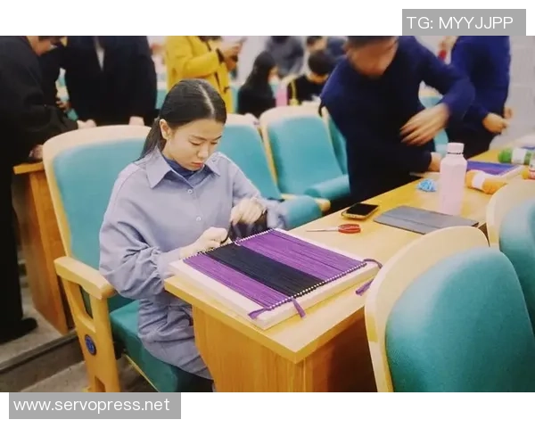 廖三宁的音乐旅程与人生哲学探讨:从传统到现代的艺术融合之路 廖三宁的音乐旅程与人生哲学探讨:从传统到现代的艺术融合之路