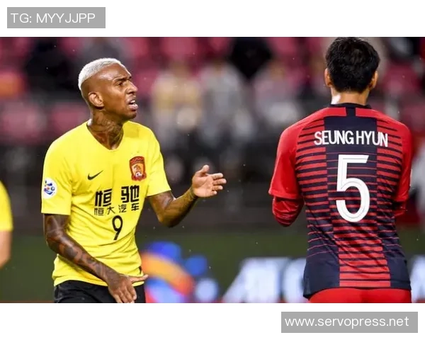 恒大与川崎首发阵容揭晓双方战术对决引发球迷热议 恒大与川崎首发阵容揭晓双方战术对决引发球迷热议